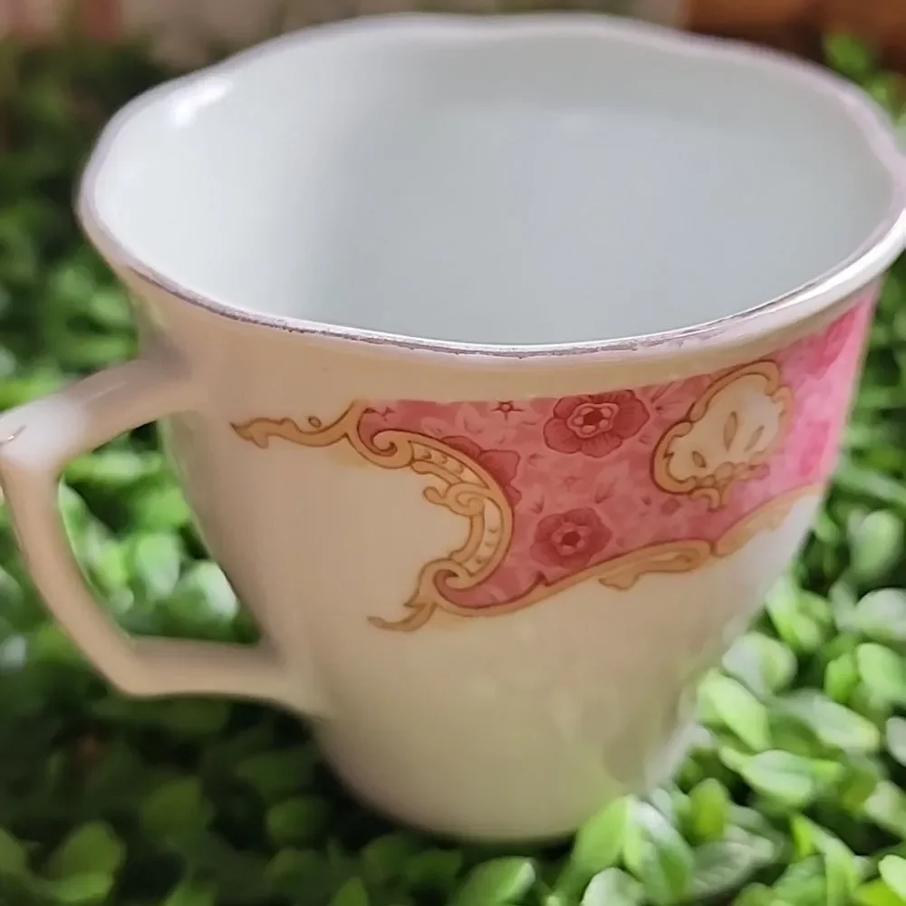 Vintage Floral Versai Made In China Teacup & Saucer